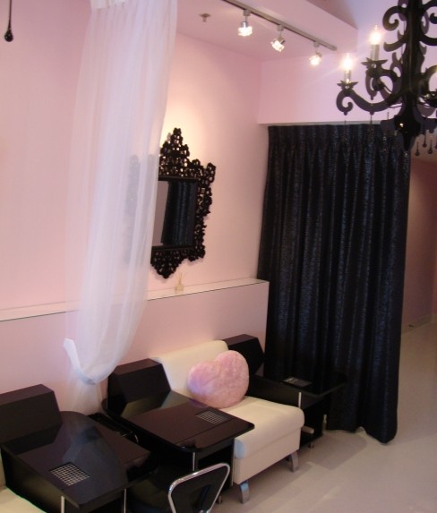 Nail salon richmond flooring.JPG